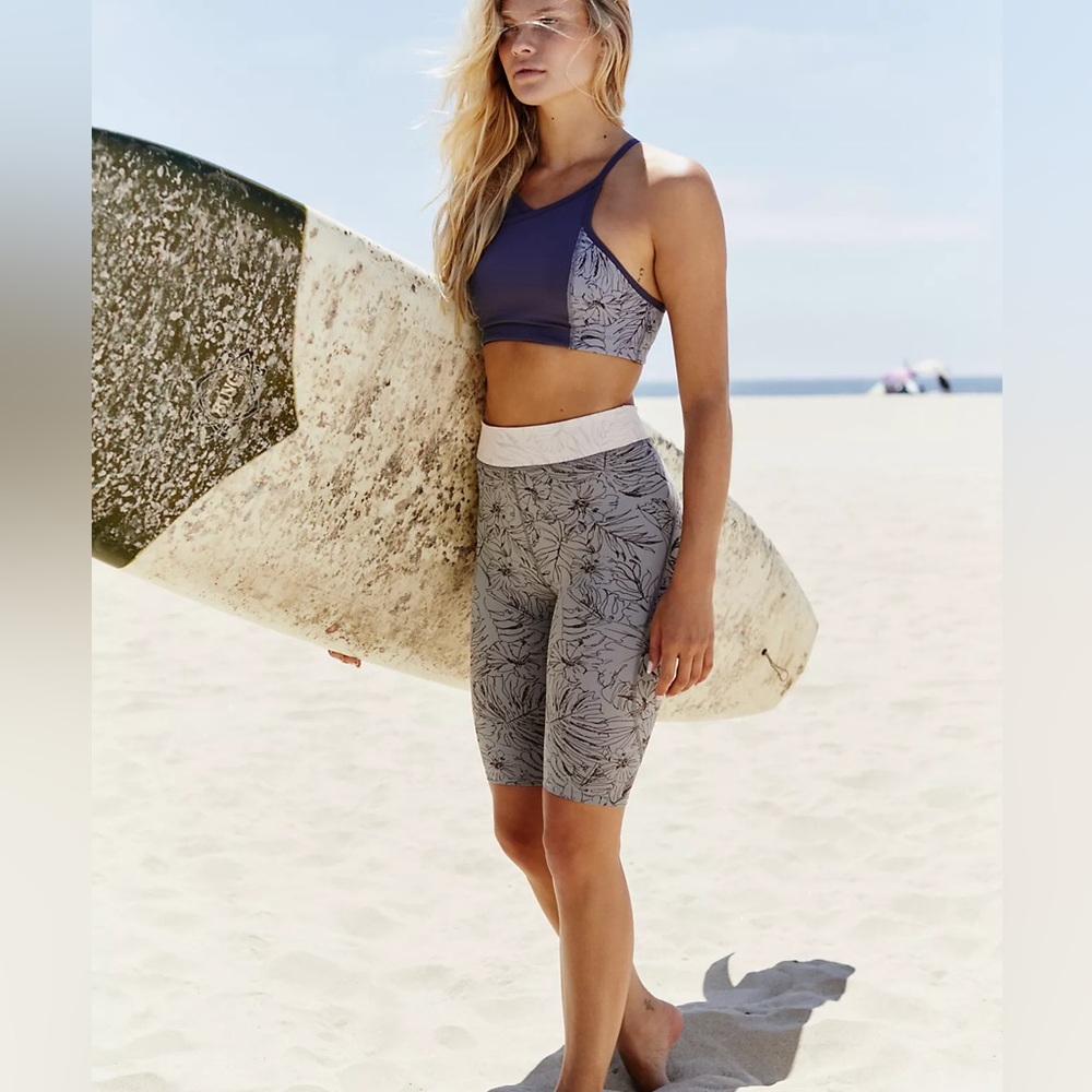 FP Free People Movement  Fired Up Bike Shorts & Bra Set Size Medium